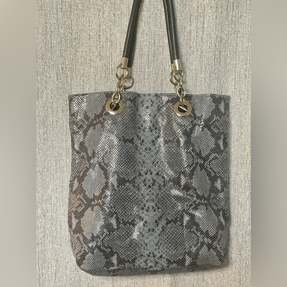 Cynthia Rowely large leather snakeskin tote w/ silver hardware very gently used